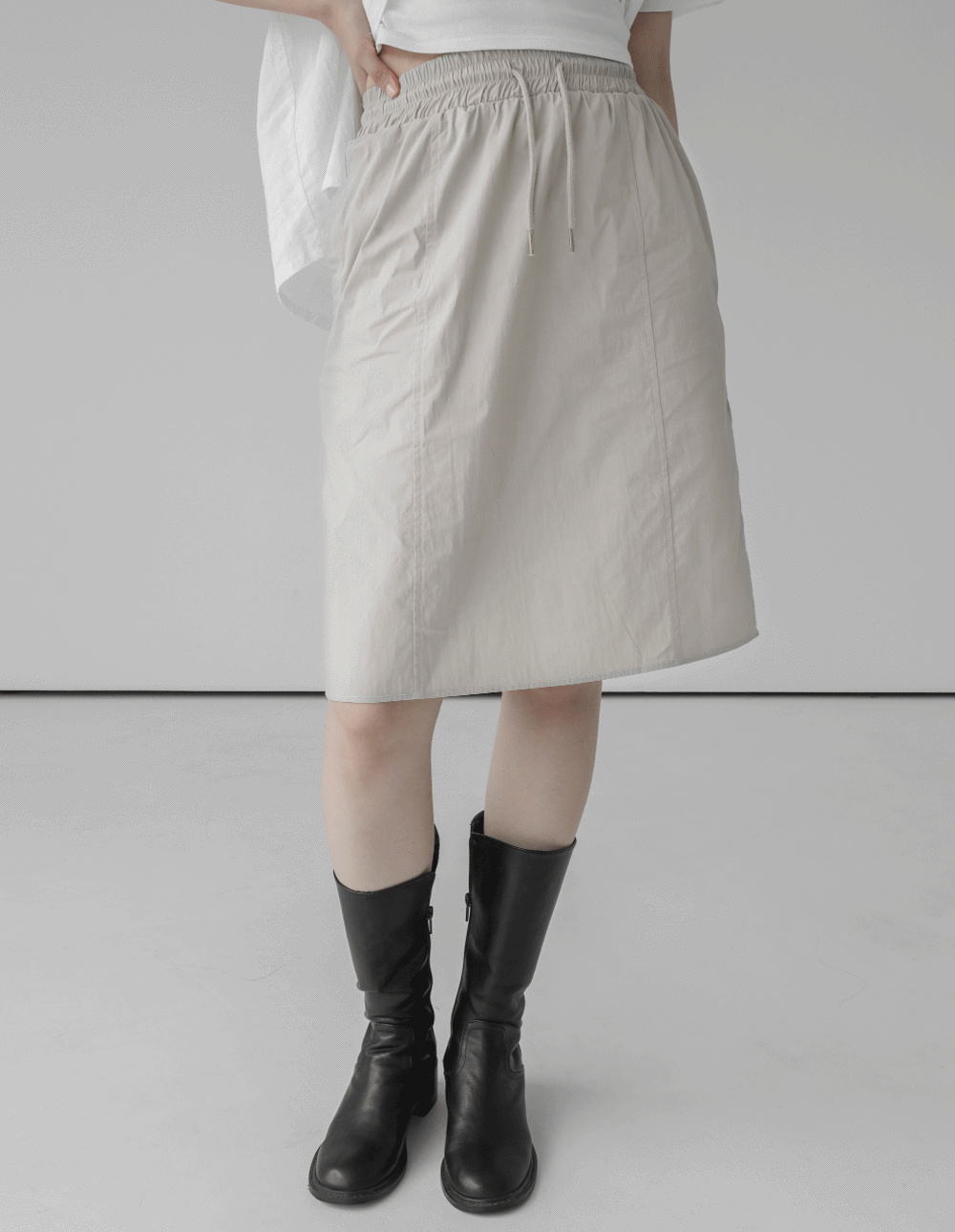 Nylon Banding Middle Skirt