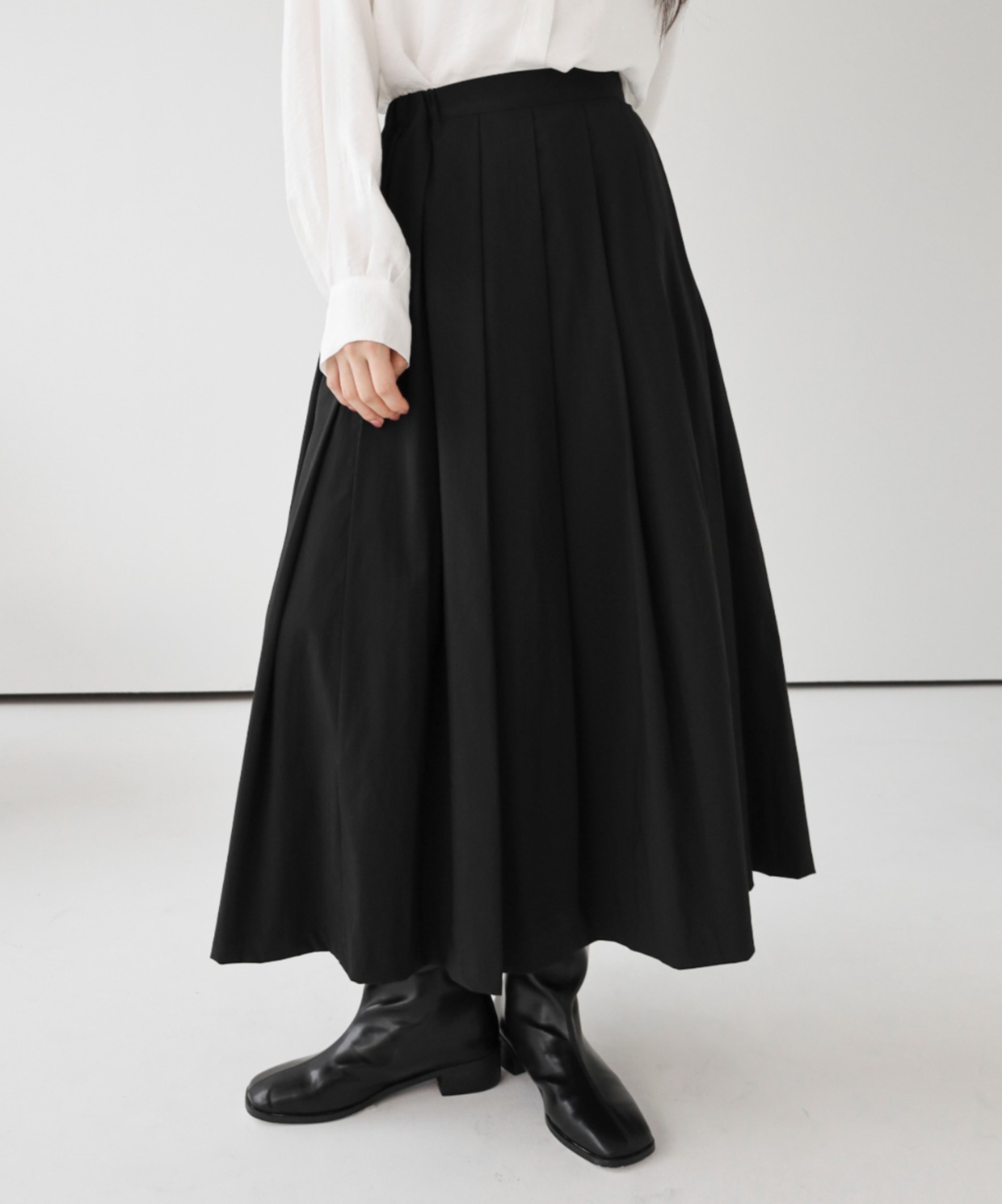 Wide Pleats Long Skirt